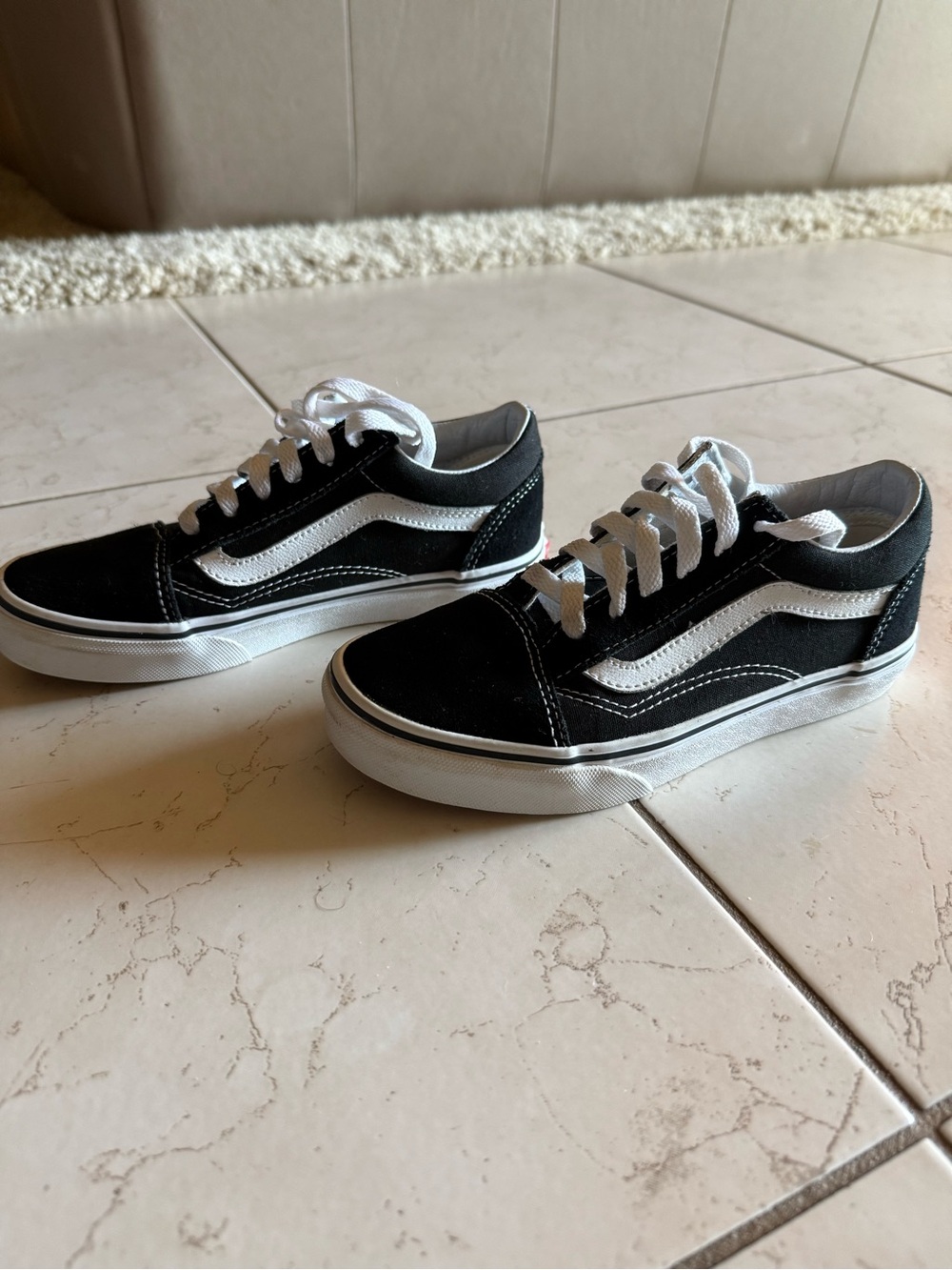 Vans old skool kids shoe